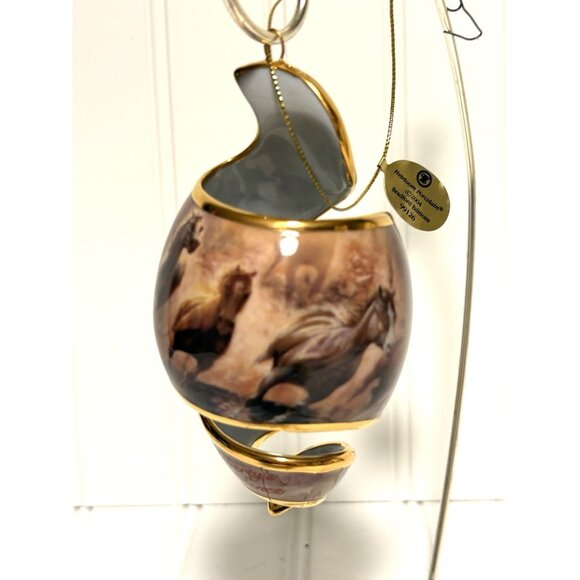BRADFORD EDITION 2004 Heirloom Porcelain Horse Ornaments Free As The Wind Swirl - Picture 2 of 9